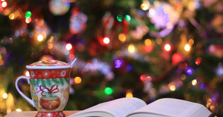 Il était huit fois Noël : pile à lire et suggestions